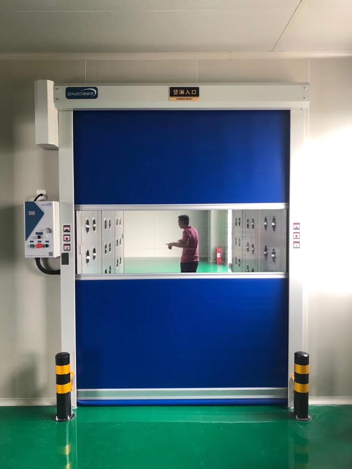 �����T